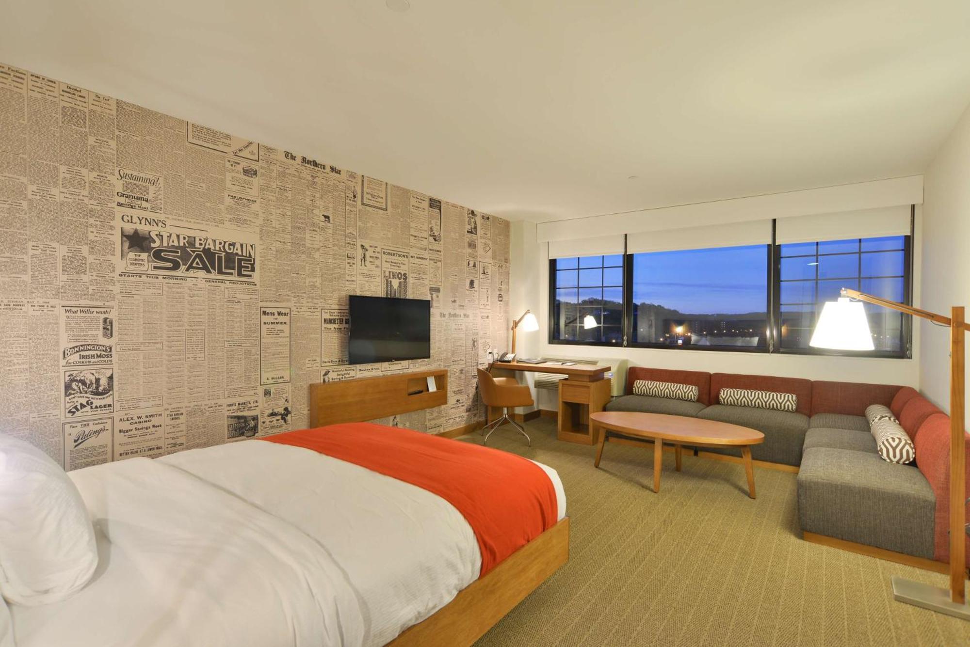 The Lismore Hotel Eau Claire - A Doubletree By Hilton Exterior foto